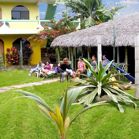 Hostal Maxima Puerto López Extérieur photo